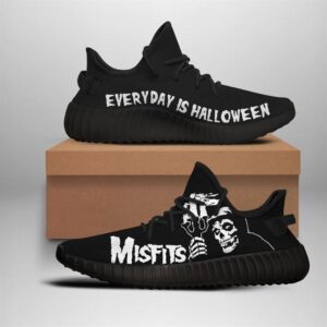 Misfits Band Runing Yeezy Shoes Sport Sneakers