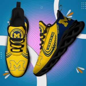 NCAA Michigan Wolverines Max Soul Sneaker Custom Name 05 M12