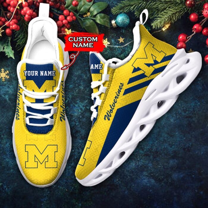 NCAA Michigan Wolverines Max Soul Sneaker Custom Name 67 M12HTN4352