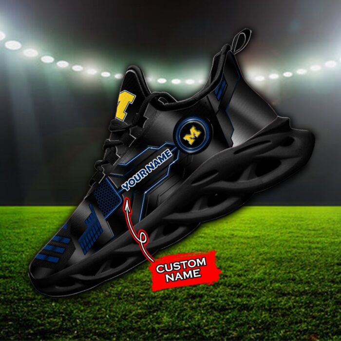 NCAA Michigan Wolverines Max Soul Sneaker Custom Name 81TTMSNCAA8117