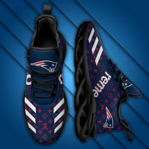 NFL New England Patriots Max Soul Sneaker Louis Vuitton 29M12