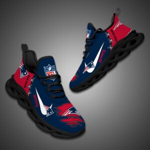 New England Patriots Personalized Ripped Design NFL Max Soul Shoes