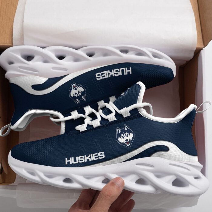 UConn Huskies White Shoes Max Soul